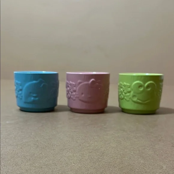 Character Cups - Picture 1 of 8